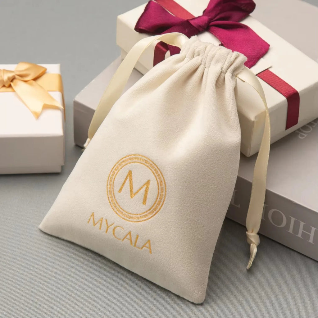 Custom Logo Beige  Velvet Dust Bag Drawstring Bracelet Packaging Small Jewelry Gifts Wholesale Rope Storage Pouch