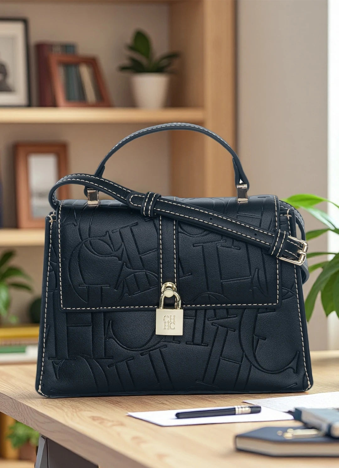 CH Fashion Classic Women's Tote Bag Niche Brand Fashion Monogram Print Lock Design New Trend Exquisite Women's Shoulder Bag