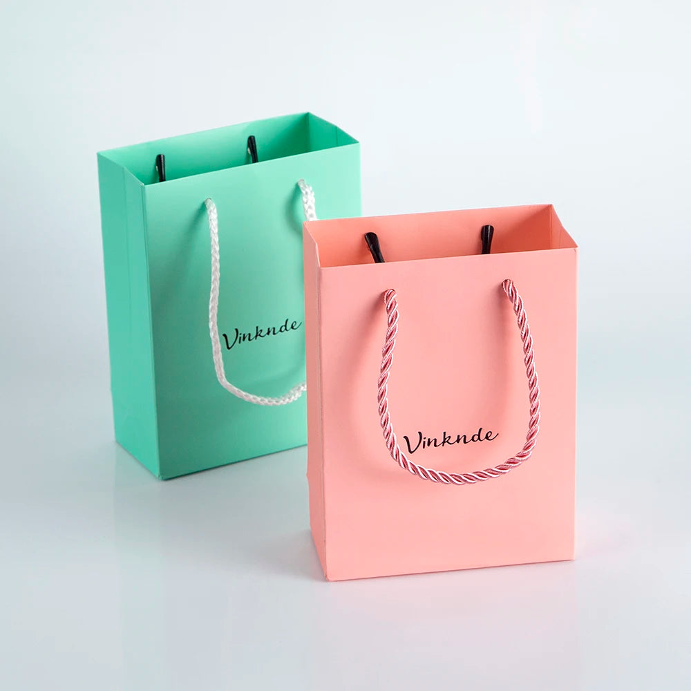 50pcs Custom Logo Luxury Retail Boutique Shopping Tote Bag White Black Kraft Gift Paper Bags For Perfume Shoes Clothes Packaging