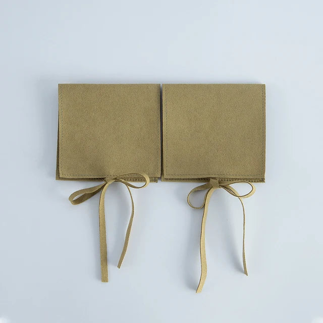 50 Jewelry Gift Bags Custom Logo 8X8cm Yellow Microfiber Packaging Pouch For Rings Earrings Tarot Card Wedding Favors Velvet Bag